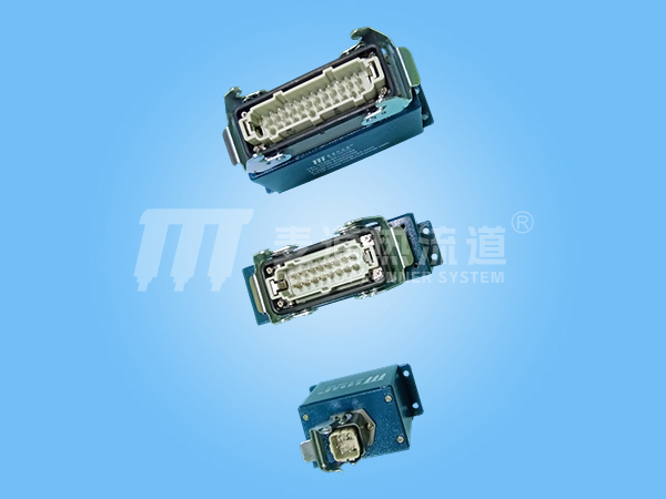 Hot runner junction box